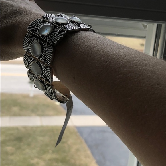 Lucky Brand Womens Metal Statement Bracelet - Picture 5 of 5